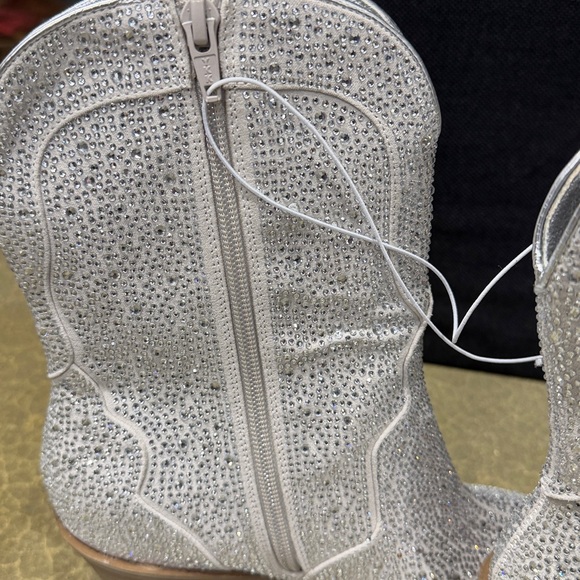 Universal Thread Rhinestone Boots - Picture 4 of 6